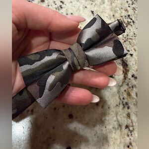 Zara Kids Camouflage Bow Tie